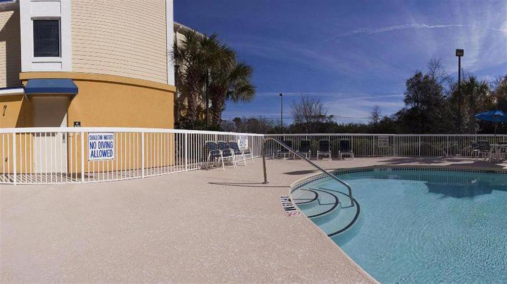 Holiday Inn Express Charleston Us Highway 17 & I-526 By Ihg Bagian luar foto